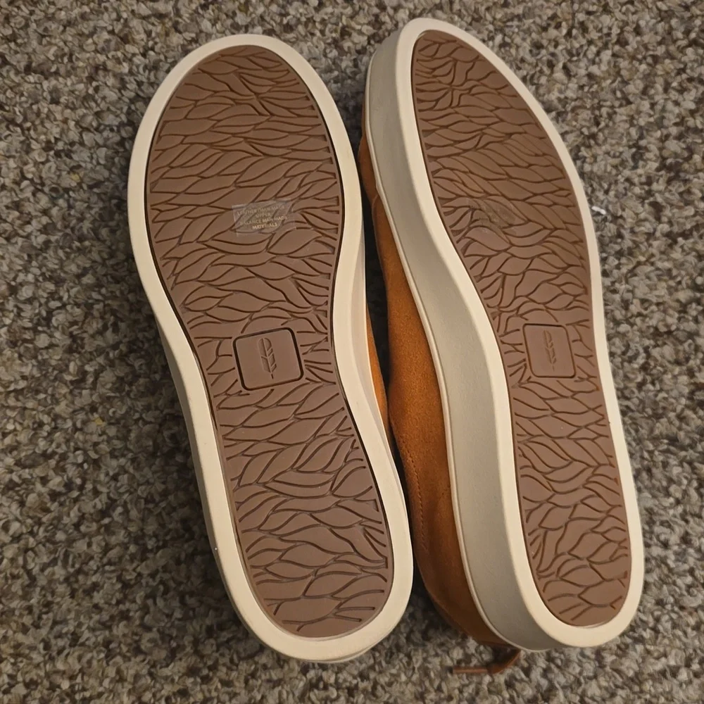 Revitalign  Suede Lace-Up Sneakers in Burnt Orange Ladies